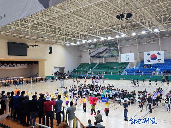 군, 무등기 어린이?어머니?교직원 배...